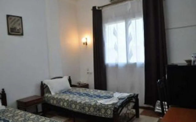 Oasis Hotel