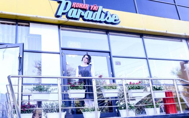 Paradise Hotel