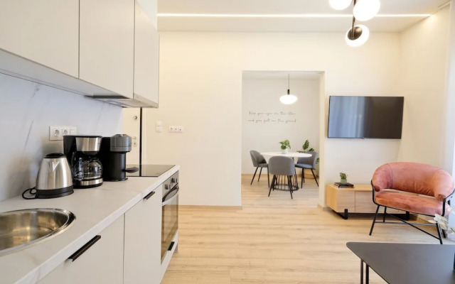 Eos Residence