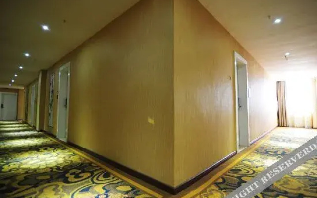 Rhine Theme Hotel Anshun