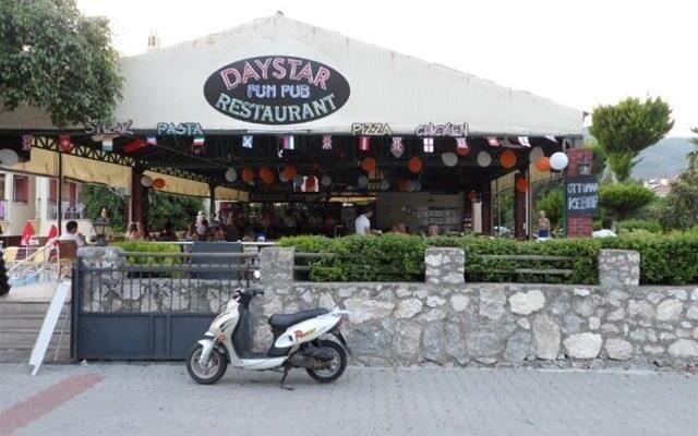 Club Daystar Icmeler
