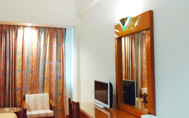 Paradise Hotel