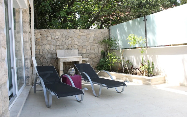 Apartments Mala