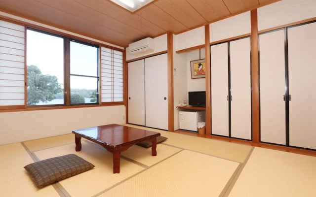 Ichiraku Onsen Hotel