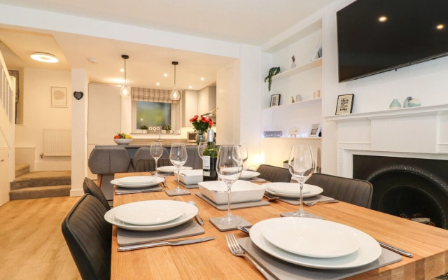 The Bay Cottage