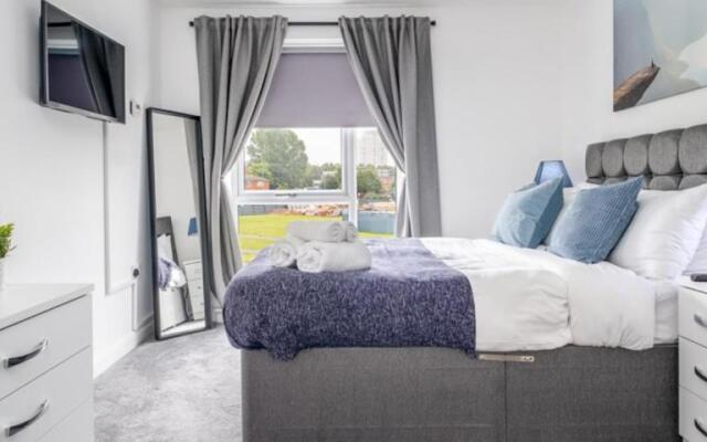 Modern Inn 5 Star Luxury 2 Bedroom Apartment in City Centre with Car Park