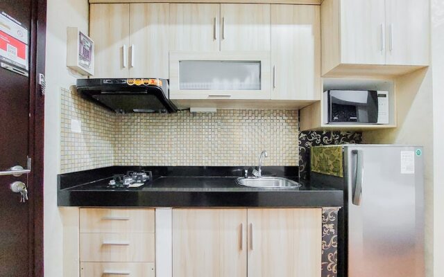 Comfortable And Simply Studio Room Casa De Parco Apartment