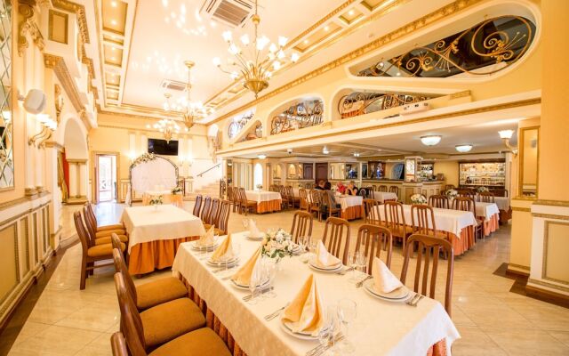 Hotel & SPA Restaurant Pysanka