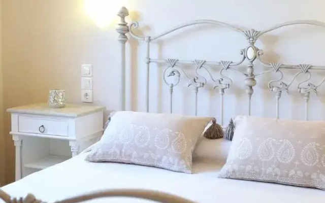 Myrsini Villa by LeaderStay