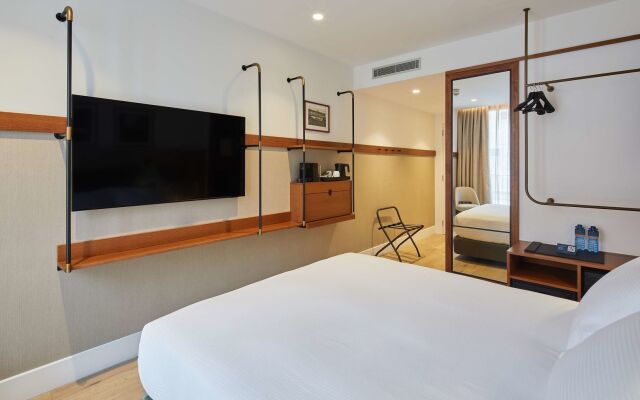 Via Sants Hotel Barcelona, Tapestry Collection by Hilton