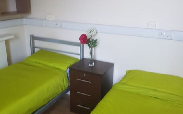 Holland House - Hostel