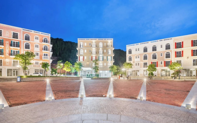 Novus Sol Hotel