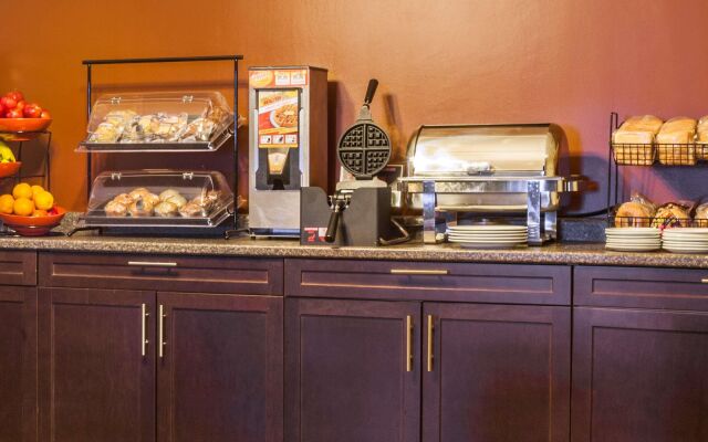 Ramada by Wyndham Timmins