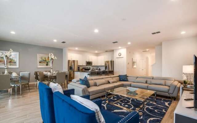 2619ca 10 Bedroom Villa by Redawning