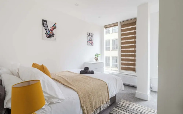 Host Stay Maple Court