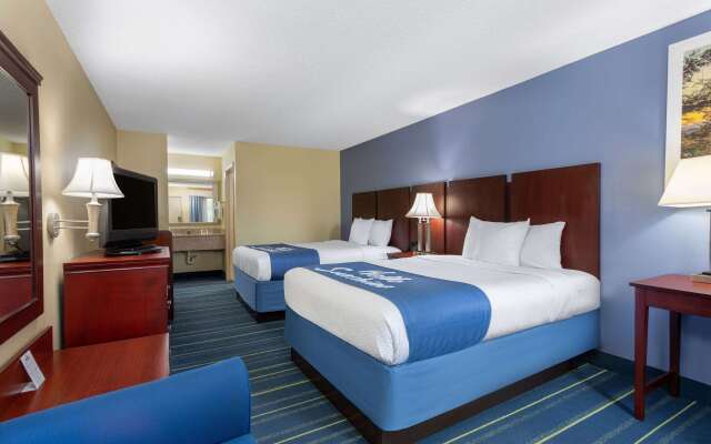 Days Inn by Wyndham Chipley