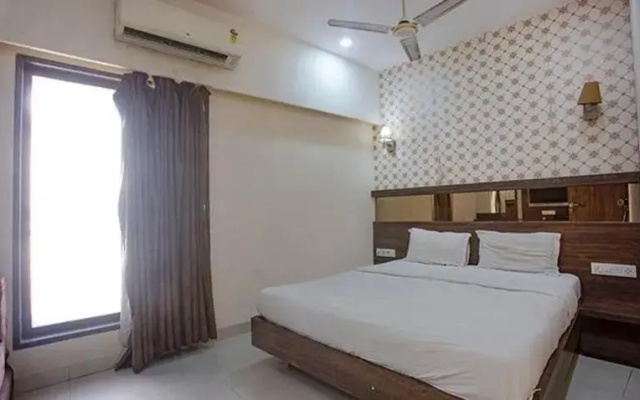 Fabhotel Shivani Residency