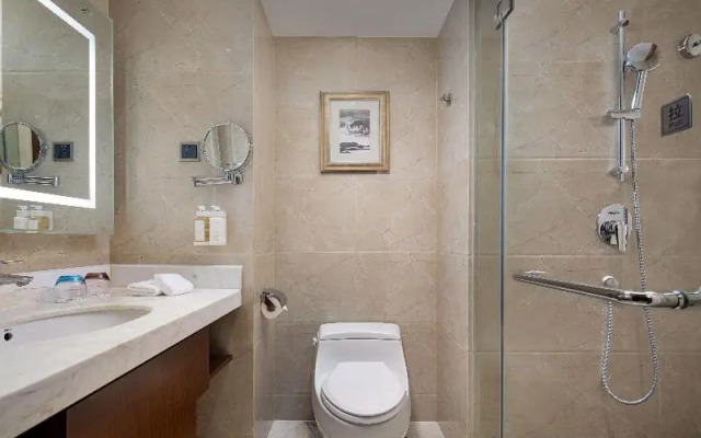 Holiday Inn Chengdu Century City Easttower & Westtower