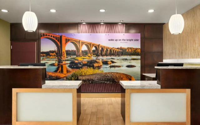 Days Inn Richmond/Chesterfield Towne Center Mall