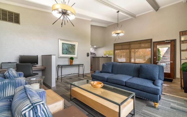 The Inn at Gran View Ogdensburg, an Ascend Collection Hotel