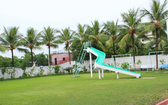 Rajhans Hotel and Resort