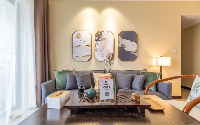 Locals Boutique Apartment Huafa Plaza 10