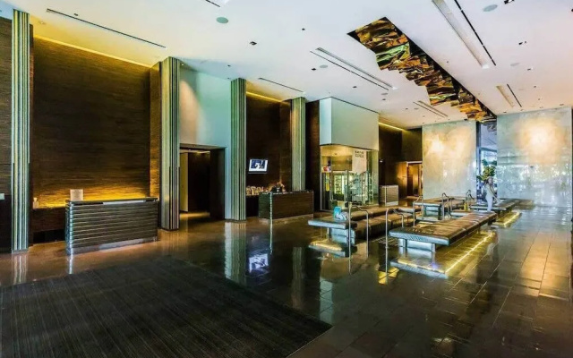 Luxurious Studio Balcony Access 26319