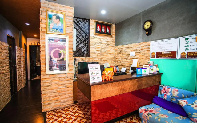 Patong Sino House