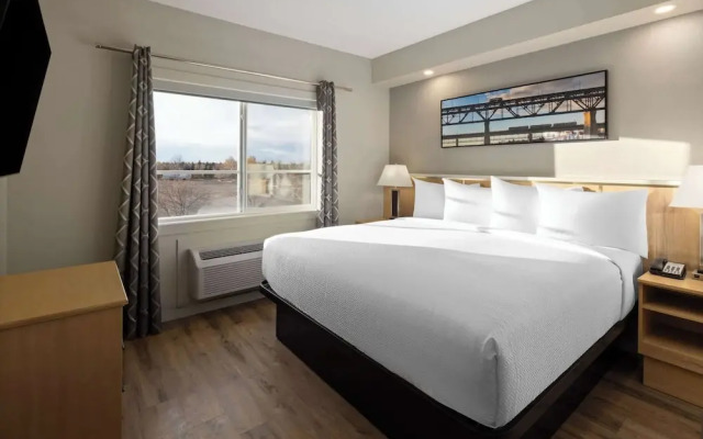 Baymont By Wyndham West Edmonton