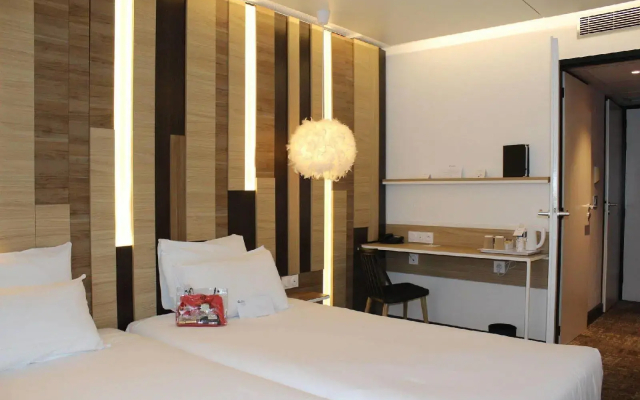 Moxy Annecy