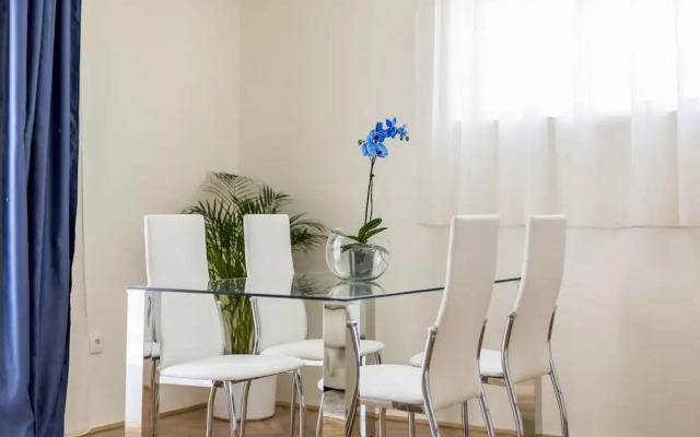 Mise Luxury Apartments