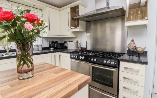Bowland Lakes Leisure Village Lodge 16