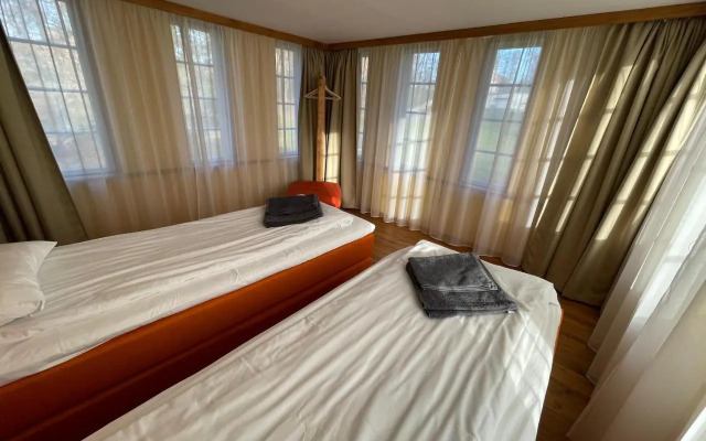 "Summer" apartment