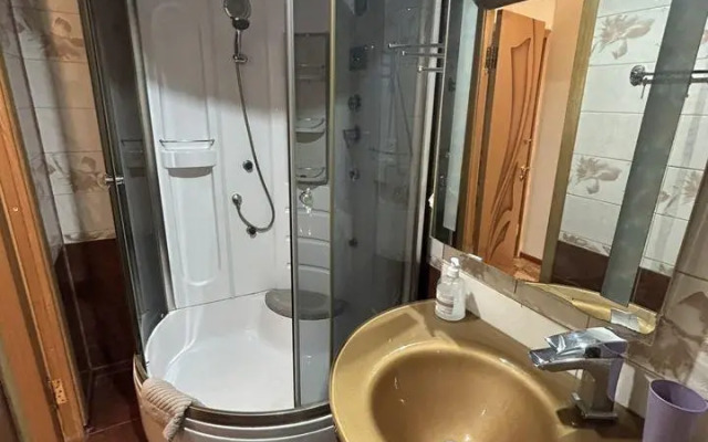 Апартаменты на улице Крайнего