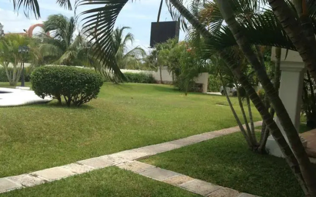 Casa Cascada Cancún