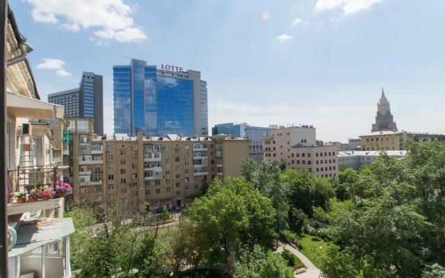 Lakshmi Apartment Novy Arbat 23