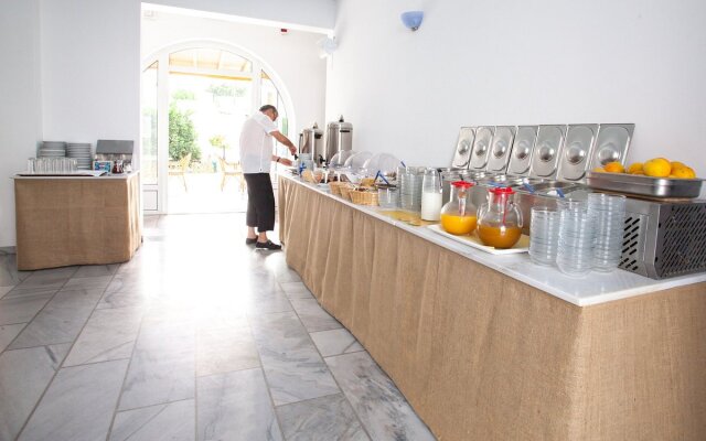 Polos Hotel