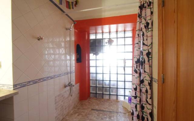River View Very Central & Spacious 1 Bedroom