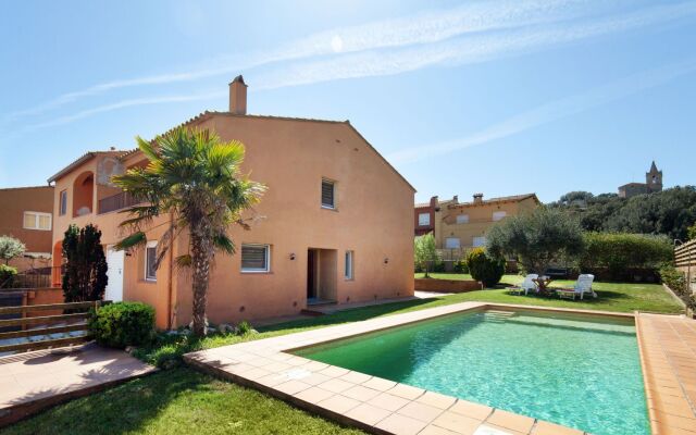 Holiday Home Villa Chari