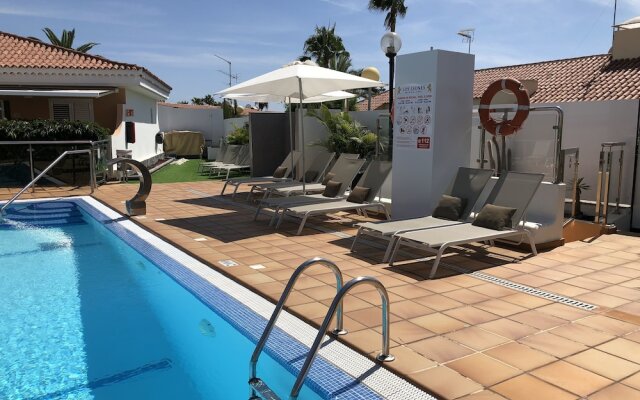 Los Leones Bungalows