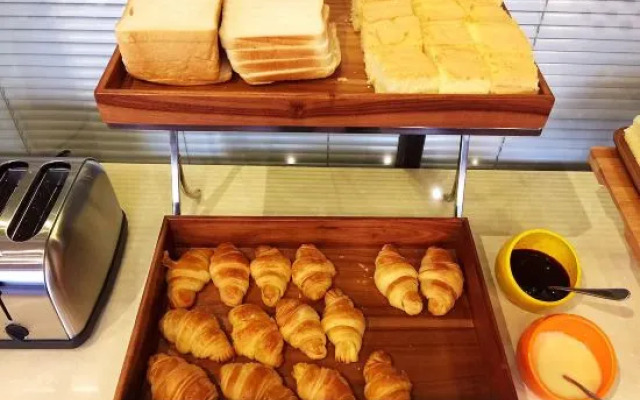 Linzhen Hotel (Shanghai Pudong Airport)