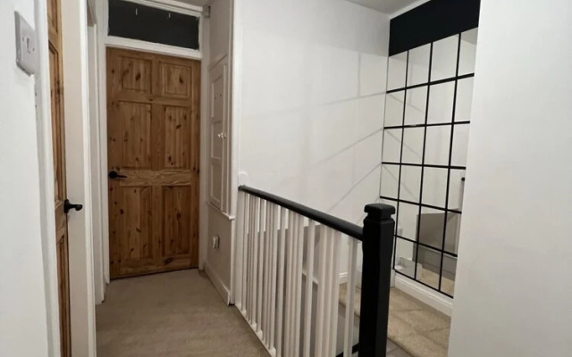Stunning 3-bed House and Private Garden in Bham