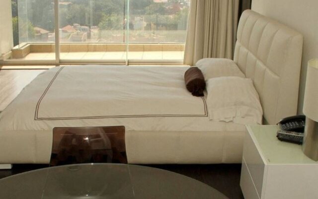 Elite 47 Hotel & Suites