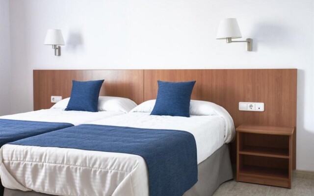 Beatrix 2000 - Caliu apartments