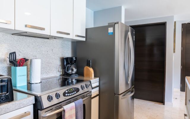 Elements 112 2 Bedroom Condo by RedAwning