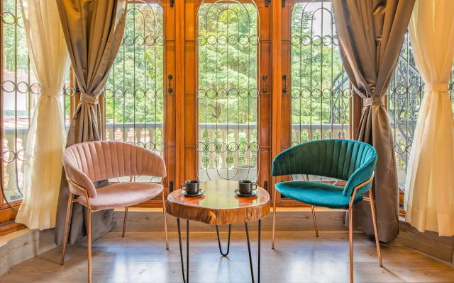 StayVista at Villa 360