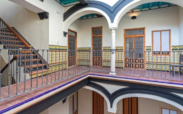 Sevillian House With Terrace. Augusto Plasencia