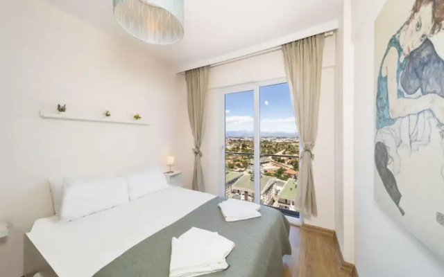 Pleasant Flat with Shared Pool in Kepez