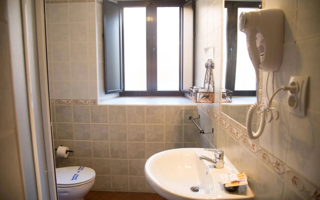 Hostal Hueso
