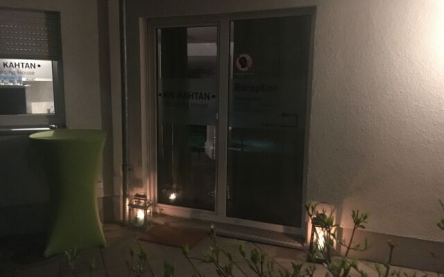 Kn Kahtan Boarding House